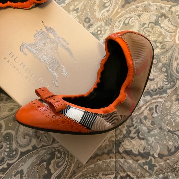 NIB BURBERRY Bridle Brogue Housecheck Cassie Ballerina Flat Womens Sz 37 US 7 - Picture 4 of 7